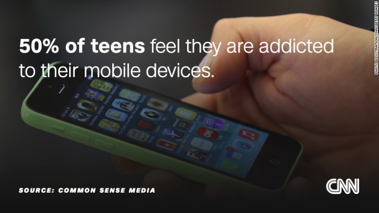 Dieta Digital - 50% teens feel they are addicted