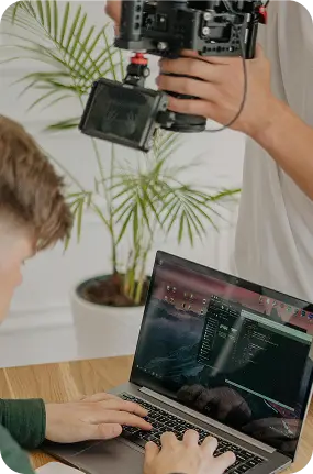CONTAINER VIDEO 8 1 Servicios - Producción de contenido